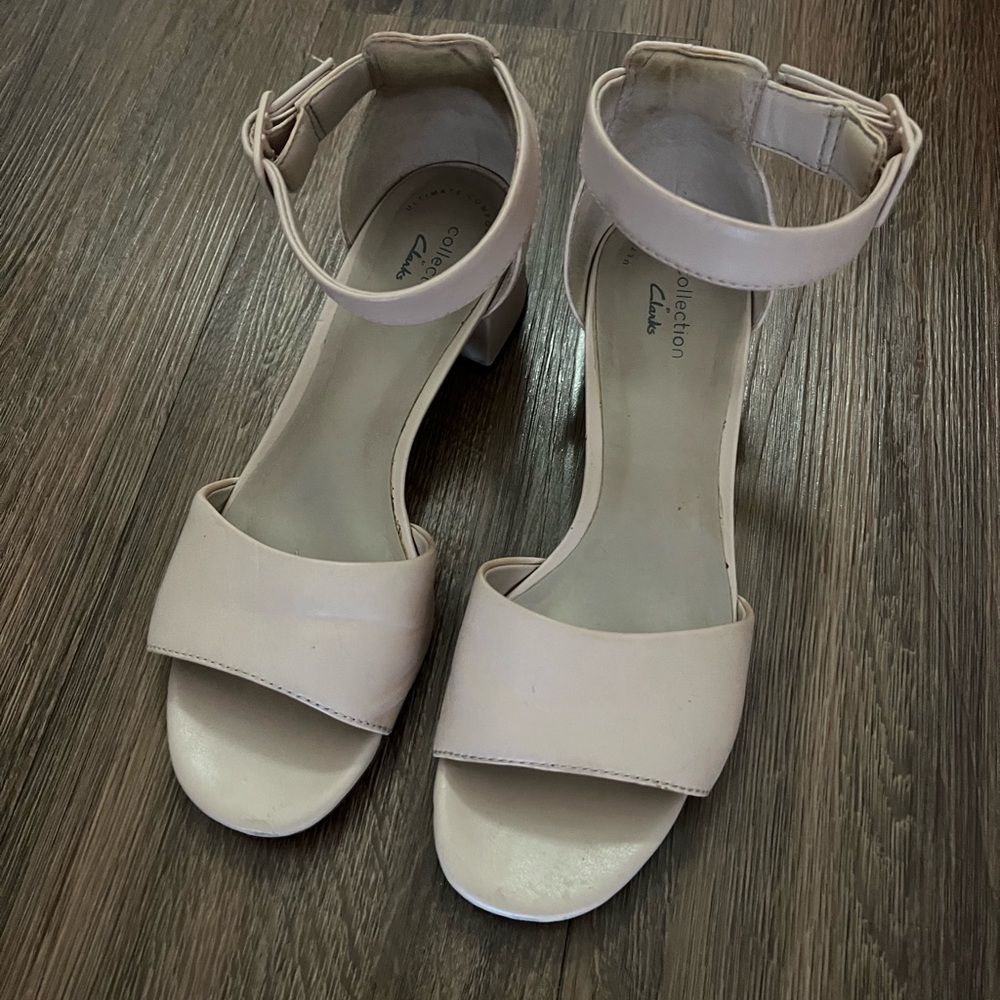 Clarks Leather Women's Low Heels size 7